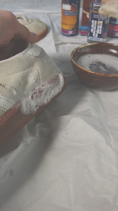 Iconic Suede Deep Clean Set